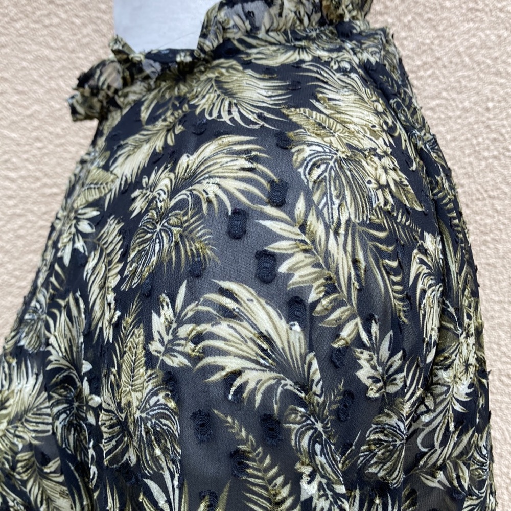 Zara Raised Velvet Sheer Crochet Bishop Sleeve Peasant Blouse Peek-a-Boo Yoke - Picture 4 of 9
